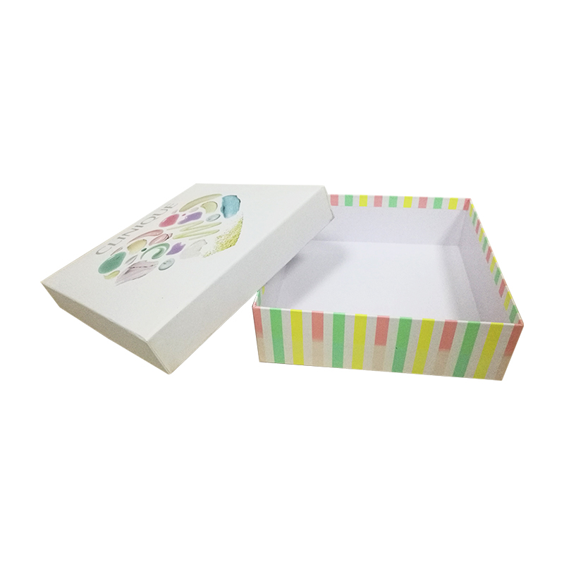 Cosmetic top and base paper box with hotstamping TD008
